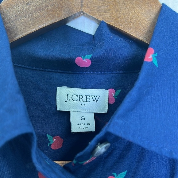 J.Crew - Apple Print Navy Poplin Button Down Long Sleeve Blouse Size Small - Picture 8 of 10